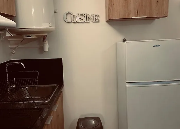 Moderne Wifi Fibre Et Parking Privé Gratuit Avec Balcon Et Ascenseur Apartamento *