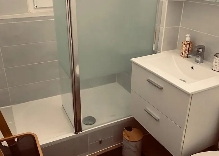 Apartamento Moderne Wifi Fibre Et Parking Privé Gratuit Avec Balcon Et Ascenseur Niort